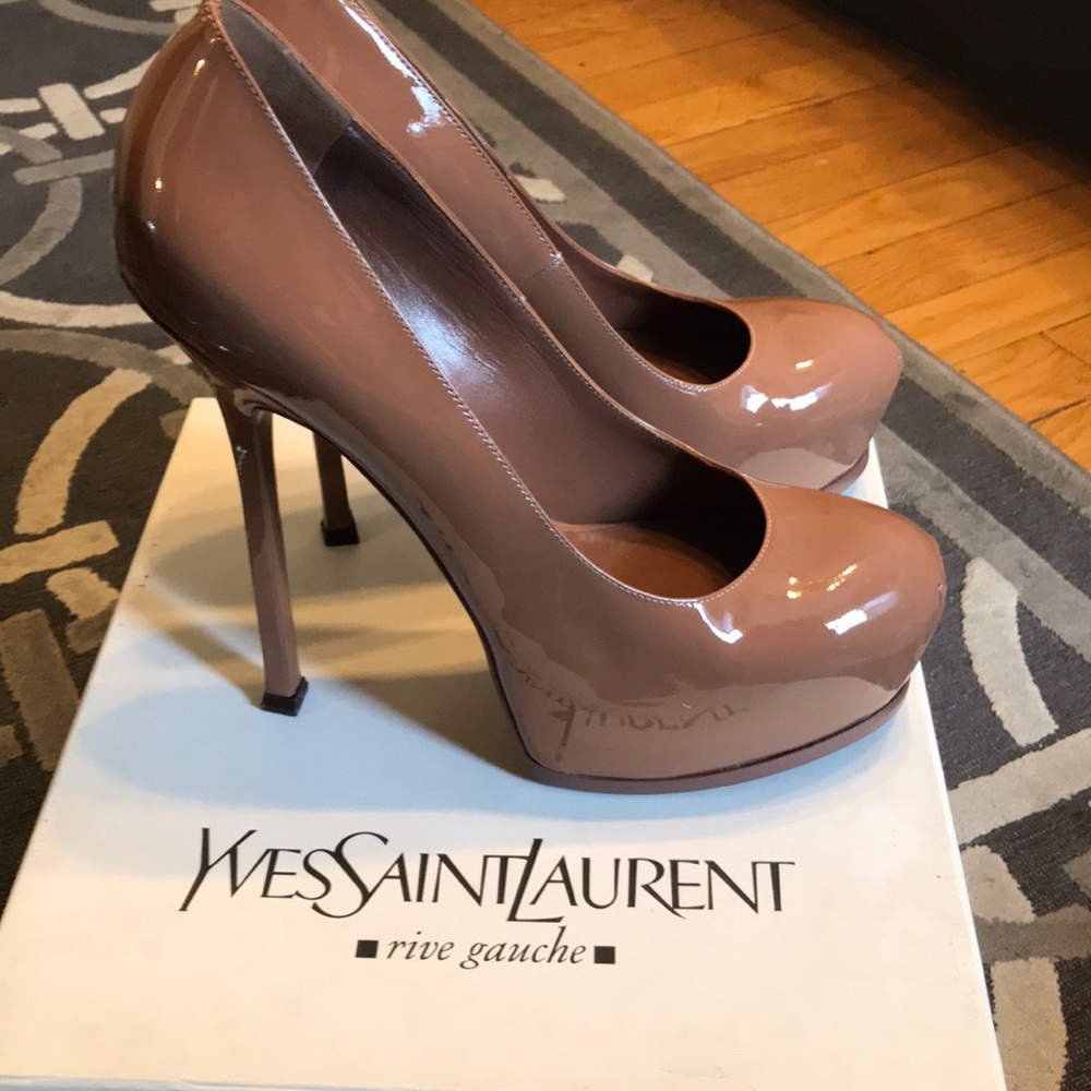 Tribute Pumps - Picture 5 of 5